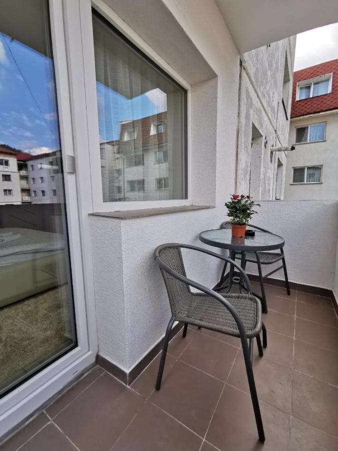 Apartament Gold Luxury Lejlighed Tîrgu Ocna Eksteriør billede